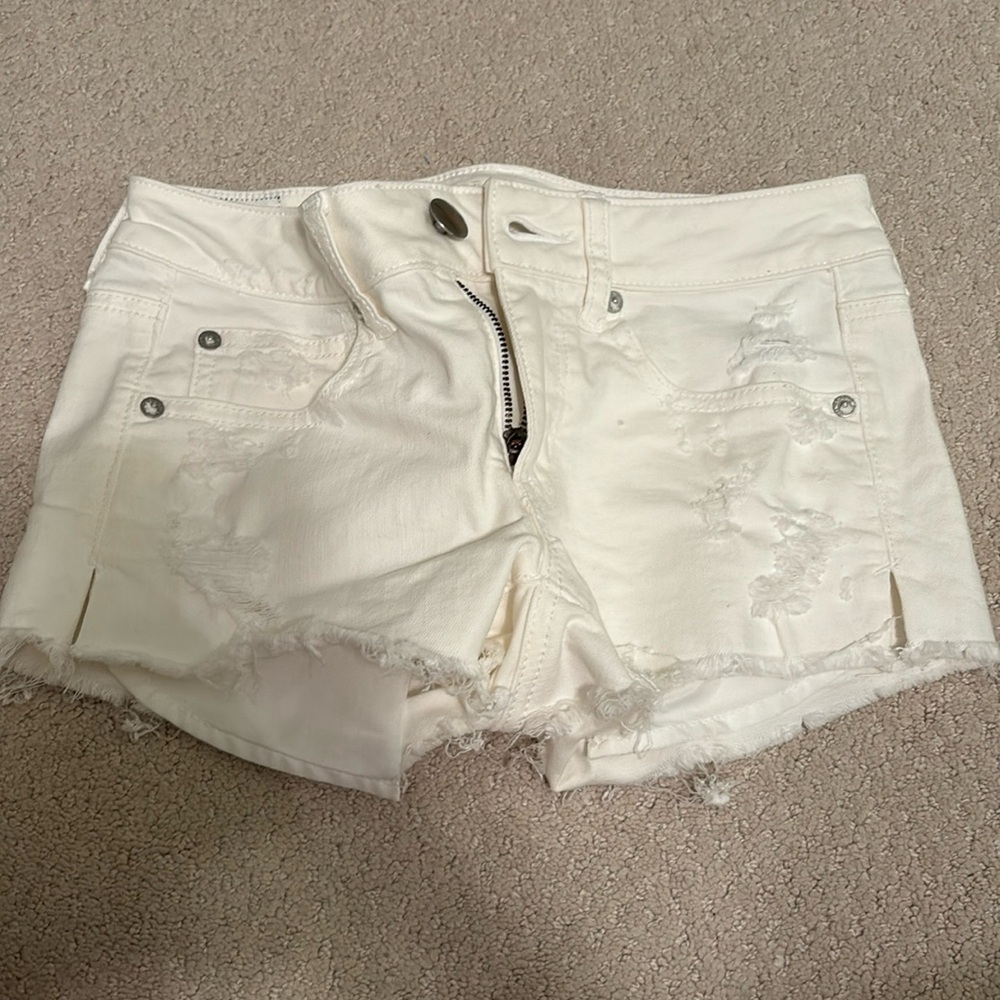 american eagle white denim shorts